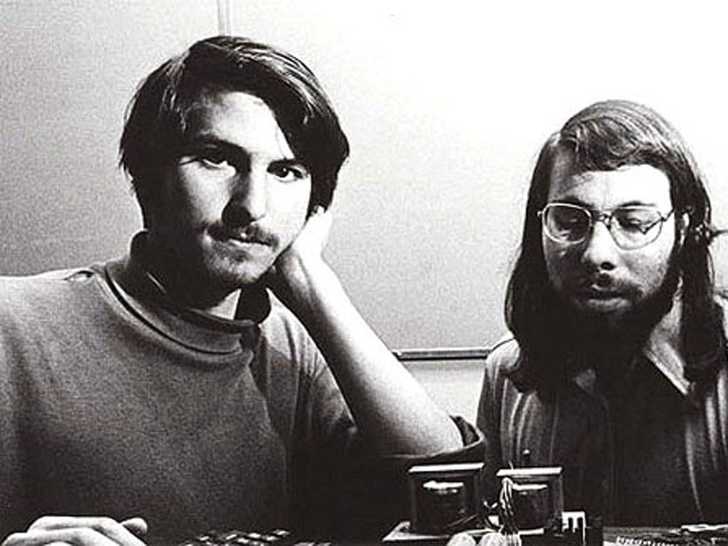 young Steve Jobs (right), фото, фотографии, обои для рабочего стола, молодой Стив Джобс (справа), скачать